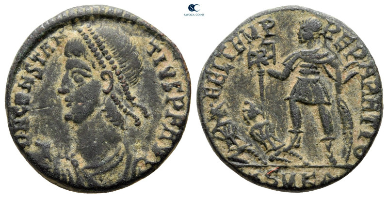 Constantius II AD 347-361. Cyzicus
Follis Æ

19 mm, 3,83 g



very fine