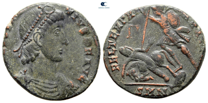 Constantius II AD 347-361. Nicomedia
Follis Æ

22 mm, 4,84 g



very fine...