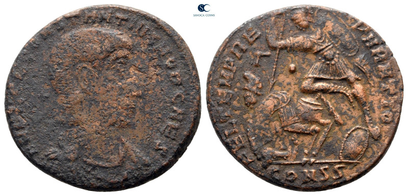 Constantius Gallus, Caesar AD 351-354. Constantinople
Follis Æ

22 mm, 4,62 g...