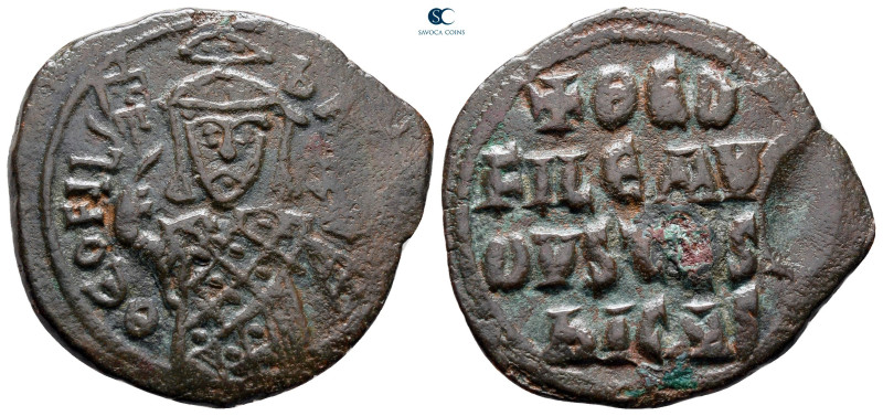 Theophilus AD 829-842. Constantinople
Follis Æ

29 mm, 7,69 g



very fin...