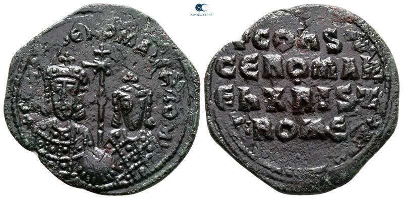 Constantine VII with Romanus II AD 945-959. Constantinople
Follis Æ

28 mm, 7...