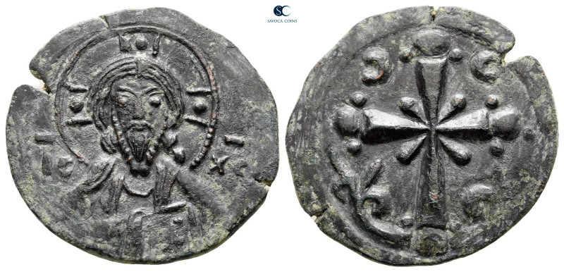 Nicephorus III Botaniates AD 1078-1081. Constantinople
Anonymous Follis Æ

24...