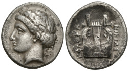 Greek
IONIA. Kolophon. (Circa 4th Century BC).
AR drachm (15.99mm 3.49g)
Obv: Laureate head of Apollo left, with rolled hair
Rev: KOΛOΦΩ-NIKIAΣ, l...