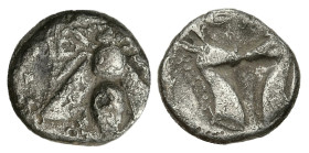 Greek
IONIA. Ephesos. (Circa 390-325 BC).
AR Diobol (9.46mm 0.96g)
Obv: Bee with straight wings
Rev: Two stag heads confronted.
SNG Kayhan 208–42...