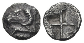 Greek
TROAS, Kebren(?). Late 6th-early 5th centuries BC. AR Obol (9mm, 0.58 g).
Obv: Ram’s head left; below, tunny fish right
Rev: Quadripartite in...