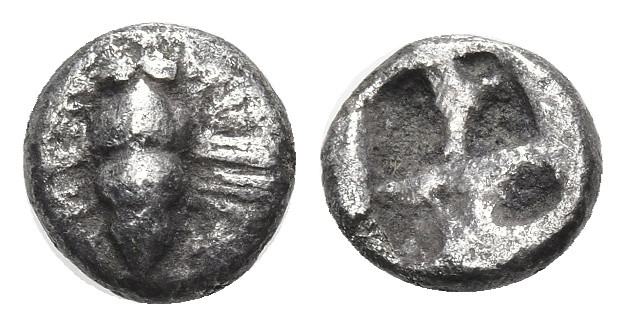 Greek
IONIA. Ephesos. (Circa 550-500 BC).
AR Hemibol (6.94mm 0.34g)
Obv: Bee....