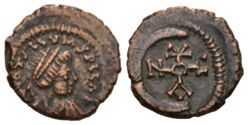 Byzantine
Justinian I (527-565 AD). Theoupolis (Antioch).
AE Pentanummium (15....