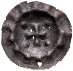 Brakteat guziczkowy, Av.: Krzyż grecki, między ramionami po kropce, na wale zęby.