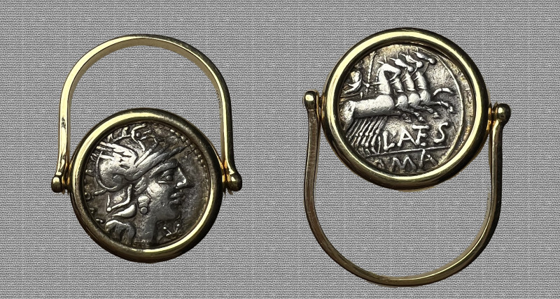 L. Iulius. Denarius circa 101, AR 18.90 mm., 3.55 g.
Helmeted head of Roma; behi...
