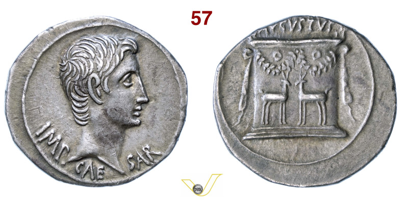 AUGUSTO (27 a.C. - 14 d.C.) Cistoforo Efesio, Ionia D/ Testa a d. R/ Altare con ...