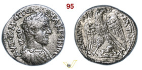 MACRINO (217-218) Tetradramma Hieropolis D/ Busto laureato, drappeggiato e corazzato R/ Aquila con corona nel becco e, fra le zampe, un leone. Prieur ...