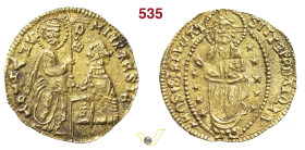 CHIO LA MAONA (1347-1566 circa) Ducato a nome di Michele Steno (1400-1413) D/ San Marco consegna il vessillo al Doge, genuflesso R/ Cristo benedicente...