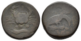 Magna Grecia. Sicilia. Akragas (Agrigentum) 425-406 a.C. Tetras AE (8,28 g - 20,5 mm). Aquila con ali aperte su lepre - Granchio, in basso tre globett...