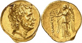 T. Quinctius Flamininus Statère d’or - Chalcis (c. 196 av. J.-C.) D’une insigne rareté et du meilleur style. Exemplaire de la collection N. B. Hunt ve...