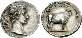Auguste (27-14) Denier - Pergame ou Samos (c. 27 av. J.-C.) D’un style exceptionnel et d’une qualité hors norme. Exemplaire de la vente Leu 30 du 28 a...
