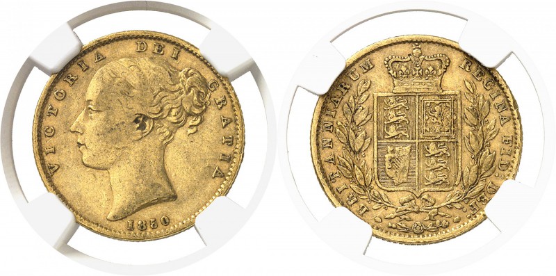 Angleterre Victoria (1837-1901) 1 souverain or - 1850. « Roman I ». Très rare. 7...