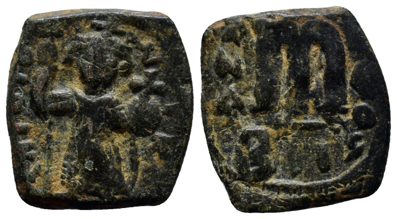 Constans II (641-668), AE follis, Constantinople, (20mm, 4.2 g). Obv: EN T૪TO NI...