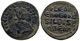 Leo VI the Wise. AD 886-912. Constantinople Follis Æ (27mm, 8.0 g) + LEOn bASILEVS ROm, crowned facing bust, holding akakia / + LEOnEh ΘΕΟ bASILEVS RO...