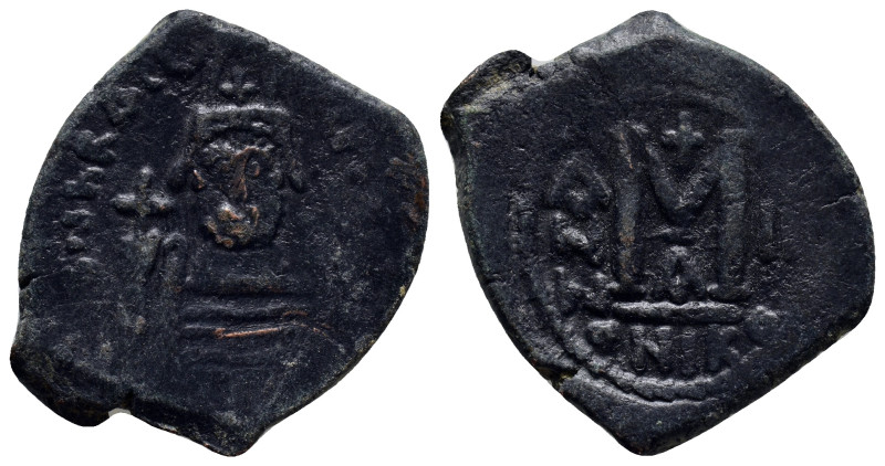 Heraclius (610-641). Æ 40 Nummi (29mm, 13.0 g). Nicomedia, year 2 (611/2). Helme...