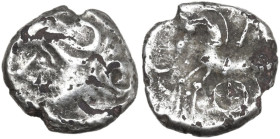 Celtic World. Central Gaul, Aedui. Fourreé Quinar, Kaletedou type, 80-50 BC. Obv. Helmeted head of Roma left. Rev. Horse left; below, wheel. CCCBM 319...