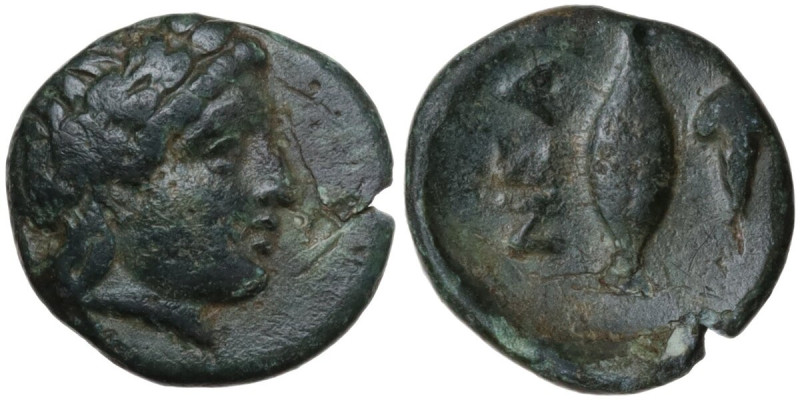 Greek Asia. Troas, Neandria. AE 11 mm, 400-310 BC. Obv. Laureate head of Apollo ...