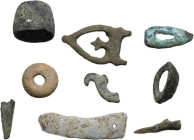 Miscellanea. Lot of nine (9) various bronze, bone and lead items, including two arrowheads, a bone bead and parts of brooches.