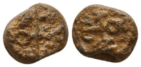 Lead Seals, 7th - 13th Centuries Reference: Condition: Very Fine

 Weight: 2,9gr Diameter: 9,1mm