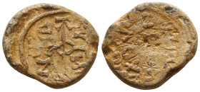 Lead Seals, 7th - 13th Centuries Reference: Condition: Very Fine

 Weight: 13,7gr Diameter: 24mm