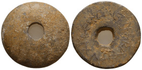 Lead Seals, 7th - 13th Centuries Reference: Condition: Very Fine

 Weight: 41,3gr Diameter: 35,2mm