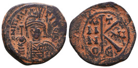 Byzantine Coins AE, 7th - 13th Centuries Reference: Condition: Very Fine

 Weight: 5,4gr Diameter: 22,6mm
