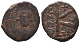 Byzantine Coins AE, 7th - 13th Centuries Reference: Condition: Very Fine

 Weight: 5,2gr Diameter: 21,6mm