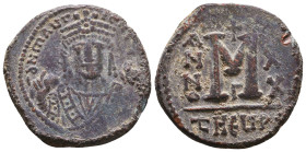 Byzantine Coins AE, 7th - 13th Centuries Reference: Condition: Very Fine

 Weight: 11,8gr Diameter: 27,8mm