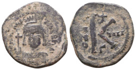 Byzantine Coins AE, 7th - 13th Centuries Reference: Condition: Very Fine

 Weight: 6,3gr Diameter: 25,2mm