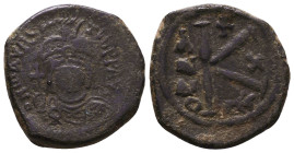 Byzantine Coins AE, 7th - 13th Centuries Reference: Condition: Very Fine

 Weight: 6,2gr Diameter: 21,3mm