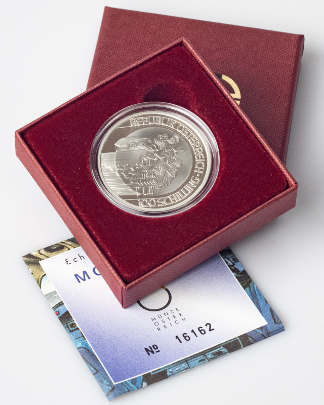 Austria 100 Schilling 2001 Transportation. Bimetallic: titanium centre in silver...