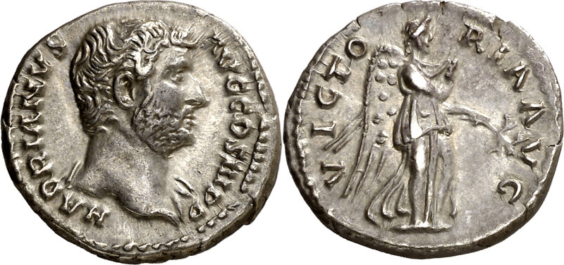 (136 d.C.). Adriano. Denario. (Spink 3547 var) (S. 1454a) (RIC. 2240). 3,34 g. E...