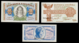 1937 y 1938. 50 céntimos, 1 y 2 pesetas. (Ed. C42 a C44) (Ed. 391 a 393). Lote de 3 billetes, serie B. Apresto original. Buenos ejemplares. S/C.