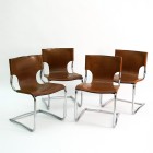 Vier Freischwinger-Stühle, wohl Schweiz um 1970/80

Leder und Chromstahl. H = 75 cm