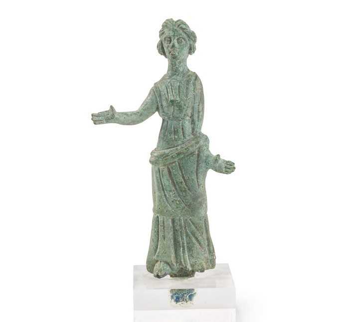 Statuette einer jungen Frau, etruskisch, 2.-1. Jh. v. Chr.

Bronze (Vollguss). D...
