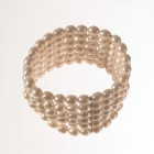 6-Rang-Süsswasserperlen-Bracelet

Bracelet elastisch, endlos. Bestehend aus 6 Reihen ovaler Süsswasserperlen. Farbe: weiss, mit sehr schönem Lüster, l...