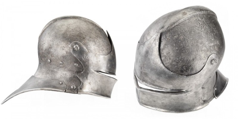 *
Schaller, italienisch, um 1480

Z 2
L 37 cm, B 22 cm, H 24 cm, G 2100 g

Gewic...
