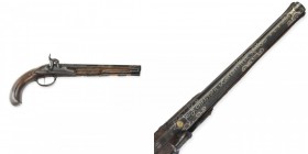 Perkussionspistole (trans.), deutsch, um 1780

Z 2
L 37 cm

Rundlauf (L 24,2 cm), Kal. 13 mm, Kammerdrittel oktogonal, Oberseite souverän mit Silberdr...