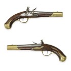 Steinschloss-Pistolenpaar,  österreichisch od. deutsch , 2. Hälfte 18. Jh.

Z 2
L 39,5 cm

Rundläufe (L 22,8 cm), Kal.18 mm, Kammerhälfte oktogonal. S...