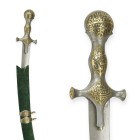 Säbel, Tulwar, indisch, um 1850

Z 2
L 89 cm

Massives Eisengefäss, Kartuschen mit arabischen Koransprüchen, goldtauschiert. Flachkugeliger Knauf, kur...