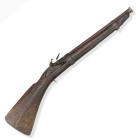 Steinschlossbüchse, osmanisch, um 1800, Lauf älter

Z 2
L 107 cm

Oktogonallauf (L 63,5 cm) des 16./17. Jh., korr, mit trichterartig erweiterter Mündu...