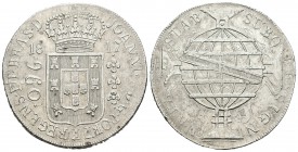 Brasil. Joao Príncipe Regente. 960 reis. 1817. Río de Janeiro. R. (Km-307.3). Ag. 26,10 g. Acuñada sobre una moneda de 8 reales de Fernando VII. Estre...