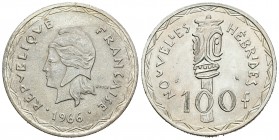 Francia. New Hebrides. 100 francos. 1966. (Km-1). Ag. 25,04 g. Brillo original. SC. Est...25,00.