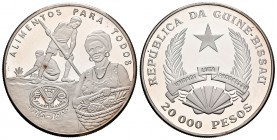 Guinea Bisáu. 20.000 pesos. 1995. (Km-42). Ag. 25,21 g. Alimentos para todos. PROOF. Est...40,00.