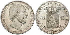 Holanda. Wilhelm III. 2 1/2 gulden. 1874. (Km-82). Ag. 25,00 g. Golpecitos. MBC+. Est...45,00.