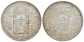 India. 1 rupia. 1924 (1343 H). Hyderabad. (Km-Y 53a). Ag. 11,17 g. EBC+. Est...35,00.